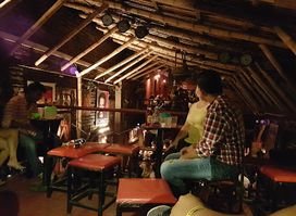 La Topa Tolondra Nightclub