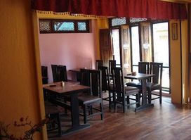 Café Fresco Restaurant & Bar