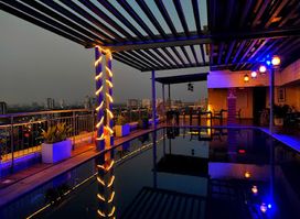 Sky Lounge 10