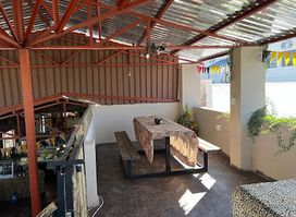 FARMHOUSE BOUTIQUE GUESTHOUSE &RESTAURANT BEERGARDEN