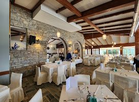 Villa Symposium Restaurant