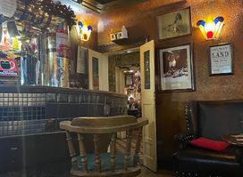 Tomney's Bar