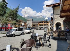 Cafe Laila