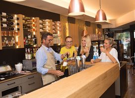Cafe Bar Vino (Vinothek)