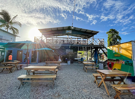 Space lounge and restaurant