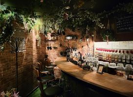 Bar Green Spot