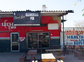 Glamorous Pub