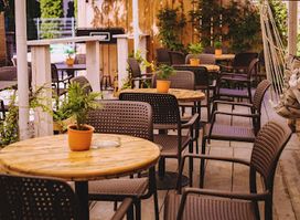 Otwarta - Wine Cafe