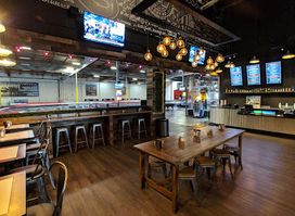 K1 Paddock Lounge - Sports Bar & Restaurant - Irvine, CA