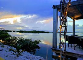 Stella's Sunset Wine Bar & Restaurant