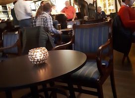 Alexander Pub