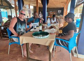 Le Petit Baigneur restaurant grill @ bar