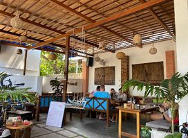 Bay-Route resto & Shisha bar