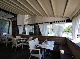 En pub dnevno nočni kava bar d.o.o.