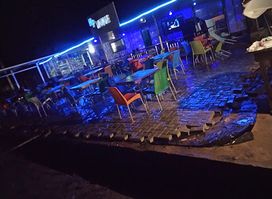 HP LOUNGE