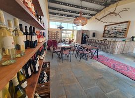 מדבר יין - Desert Wine Bar