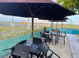 Chill Berry Restaurant and Lounge