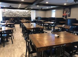JJ Winns Restaurant & Lounge
