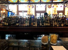1911 Bar