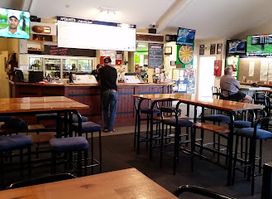 Woodbourne Tavern & Motel