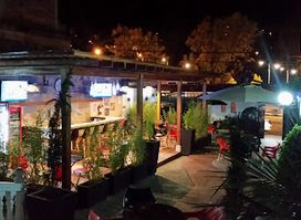 LONDON Pub