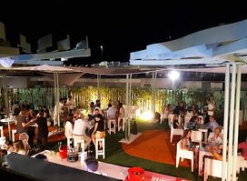 EOS Terraza Bar