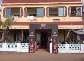 Hotel New Swarupa Bar & Family Resto