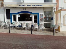 Tunes Bar