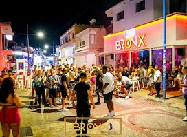 BRONX. Bar