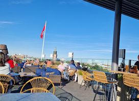 Börs Katto - Rooftop Bar