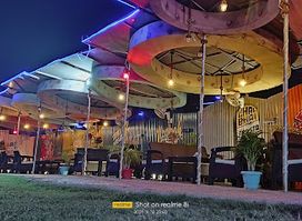 The Circle Lounge