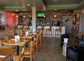 The Clove Hitch Bar & Bistro