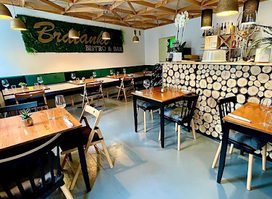 Bratanki Bistro & Bar