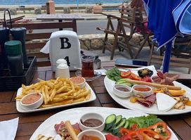 Ertaş Garden Cafe