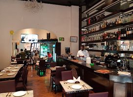 Donde Naresh - Exquisita comida del Sur de India