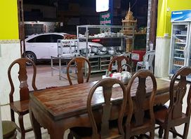 Pteah Ta Domrey Sor (the house of the White Elephant Old man) Canteen