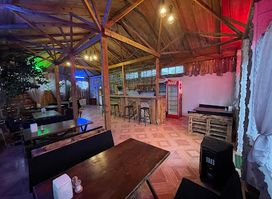 Woody Bar