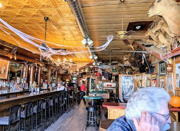 montana/the-tobacco-root-mountains/bar/pioneer-bar