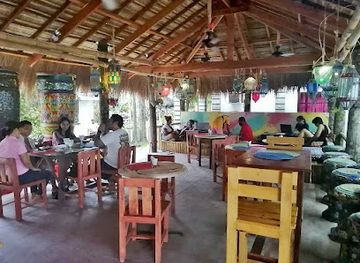 philippines/boracay/station-3/bar/rainbow-cafe-and-lounge