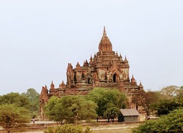 myanmar-burma/bagan/old-bagan/bar/erawati-raft