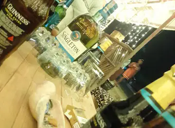 ÔMBOA BAR LOUNGE