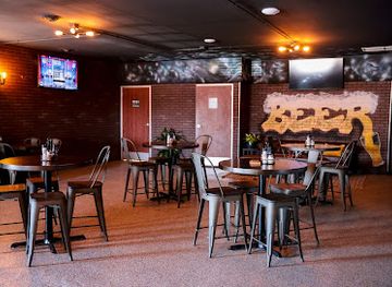 wisconsin/devil-s-lake-state-park/bar/draft-city-self-pour-taproom-eatery