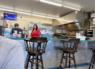 ohio/maumee-bay-state-park/bar/curtice-hy-flash