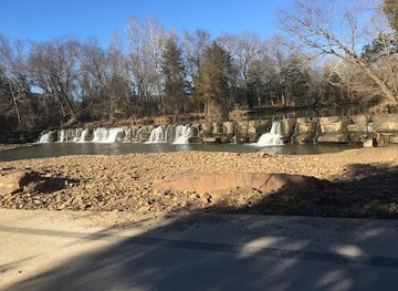 arkansas/devil-s-den-state-park/bar/jnl-cafe