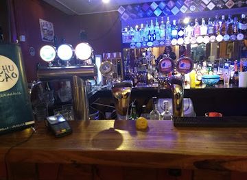 chile/valdivia/bar/cave-restobar