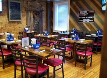 virginia/skyline-drive/bar/the-cracked-pillar-pub