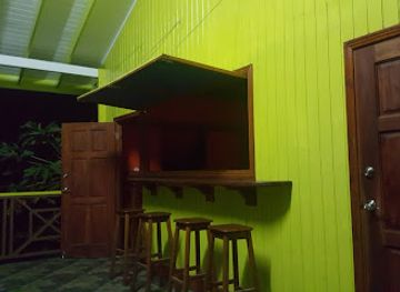 saint-lucia/choiseul-quarter/bar/bwee-bwin-s-hideout