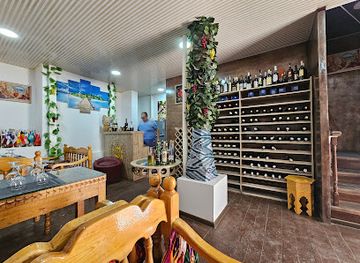 uzbekistan/bukhara-region/bar/shohrud-wine-tasting