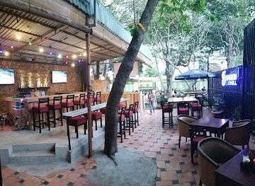 vietnam/vung-tau/christ-the-king-statue/bar/mr-c-s-speakeasy-pub