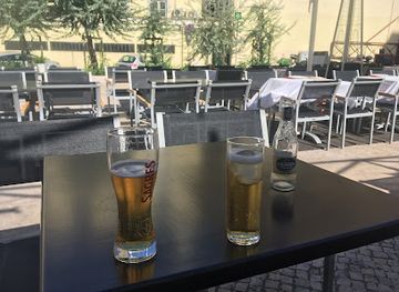 portugal/lisbon/baixa/bar/gin66